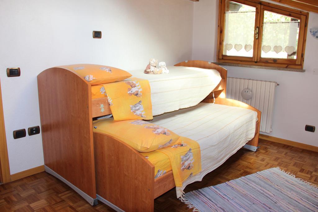 Mon Grenier Apartment Aosta Bagian luar foto