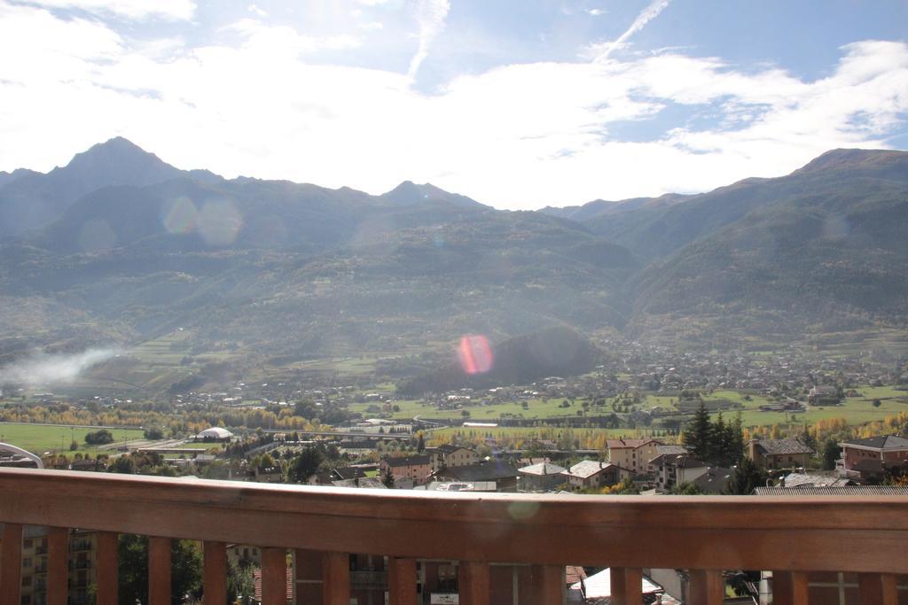 Mon Grenier Apartment Aosta Bagian luar foto