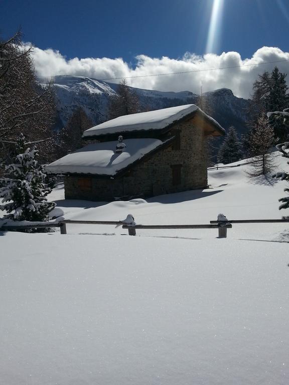 Mon Grenier Apartment Aosta Bagian luar foto